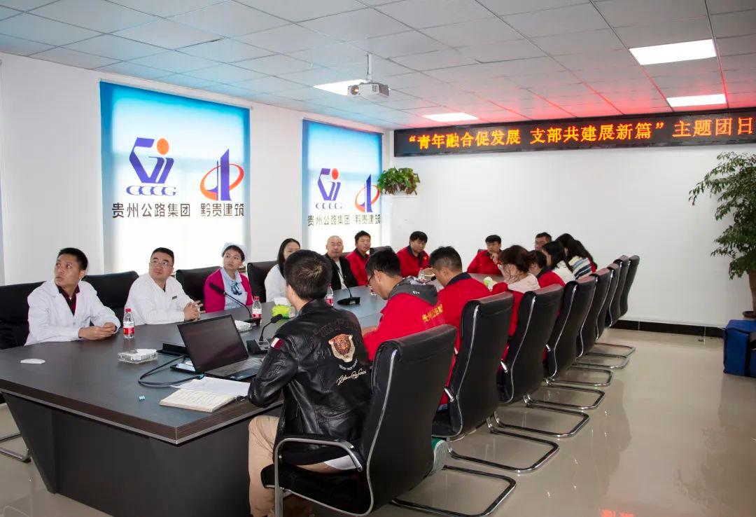 78d40c39-cfc9-4372-aa47-827d85571f23.jpg 78d40c39-cfc9-4372-aa47-827d85571f23.jpg